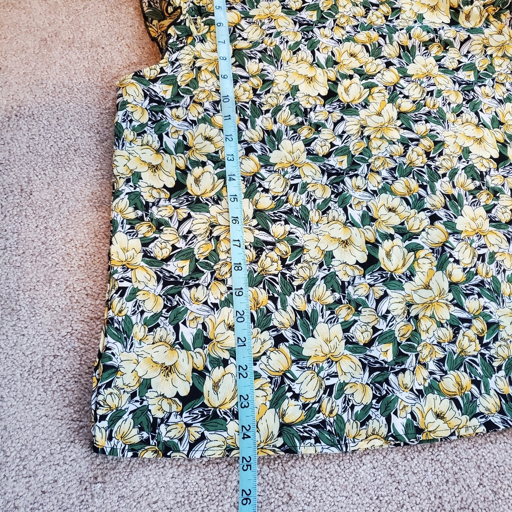 Floral blouse - Picture 6 of 7